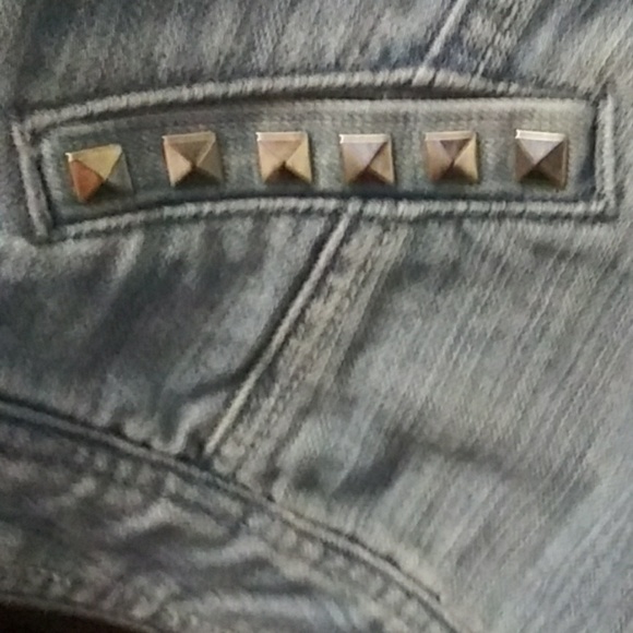Jean jacket - Picture 3 of 3